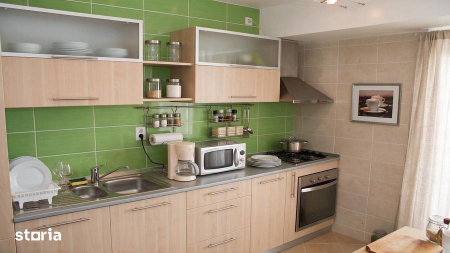 Apartament cu 7 camere în Titan