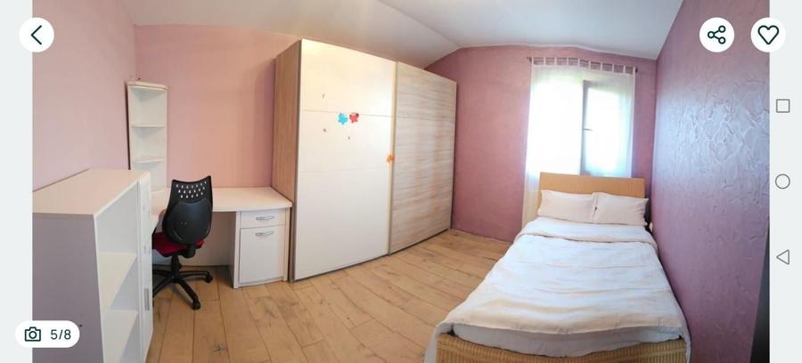 Casă cu 4 camere cu Teren 1070 Mp în Cătălina