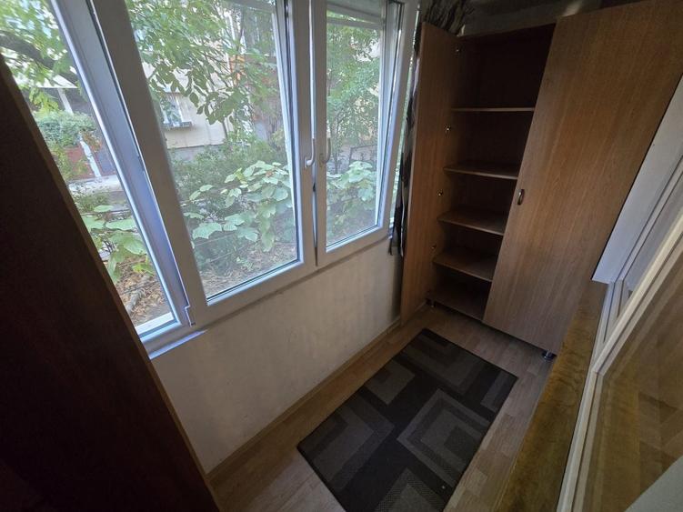 Apartament cu 2 camere semidecomandat, mobilat în Girocului