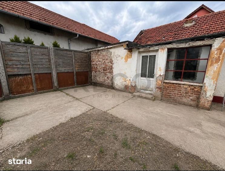 Teren de 222 mp, în Central