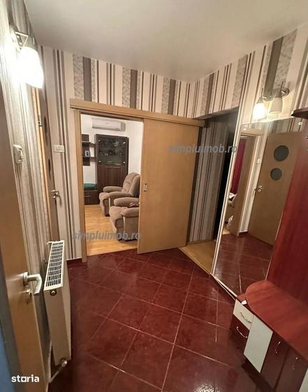 Apartament cu 4 camere decomandat în Titan