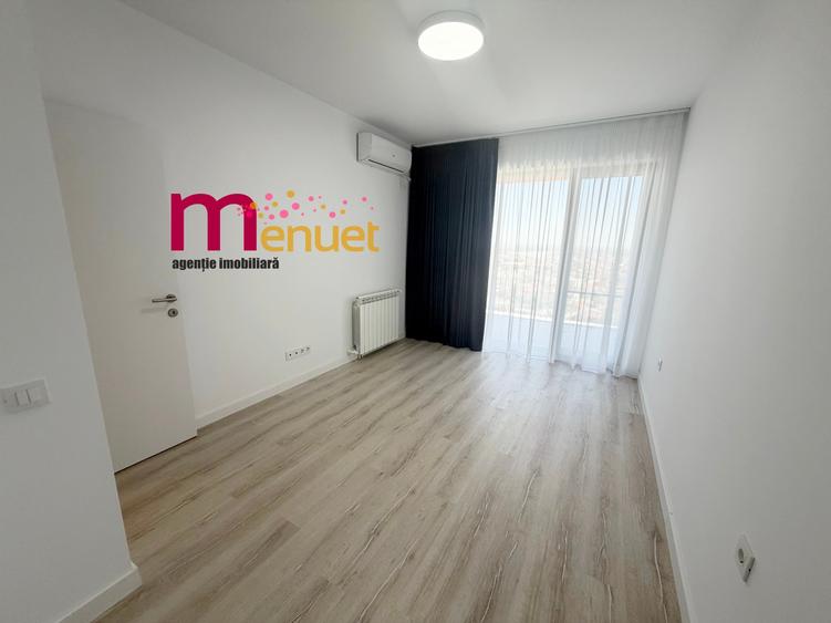Apartament cu 2 camere decomandat în E3