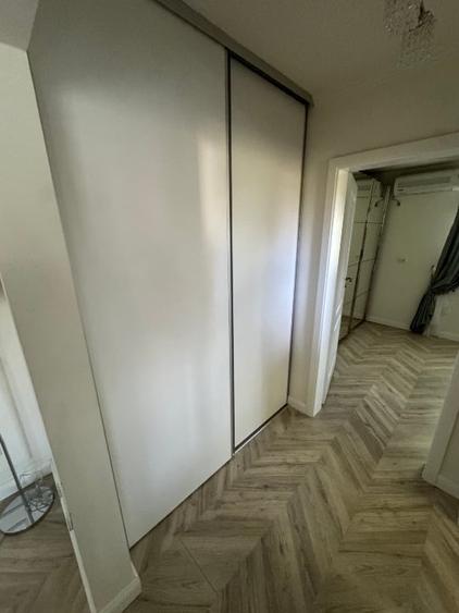 Apartament cu 2 camere semidecomandat, mobilat în Take Ionescu