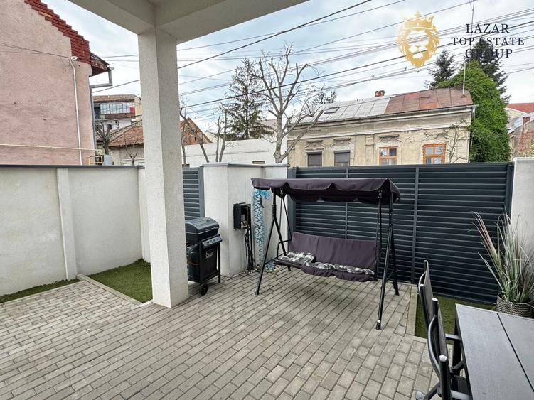 Apartament cu 3 camere decomandat, mobilat în Central