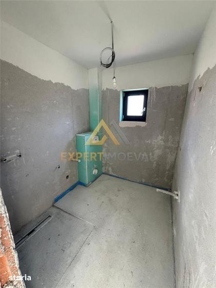 Casă cu 4 camere cu Teren 360 Mp în Valea Borcutului