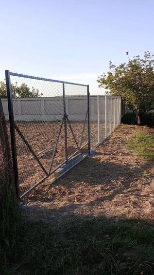 Teren de 2200 mp, în Paleu