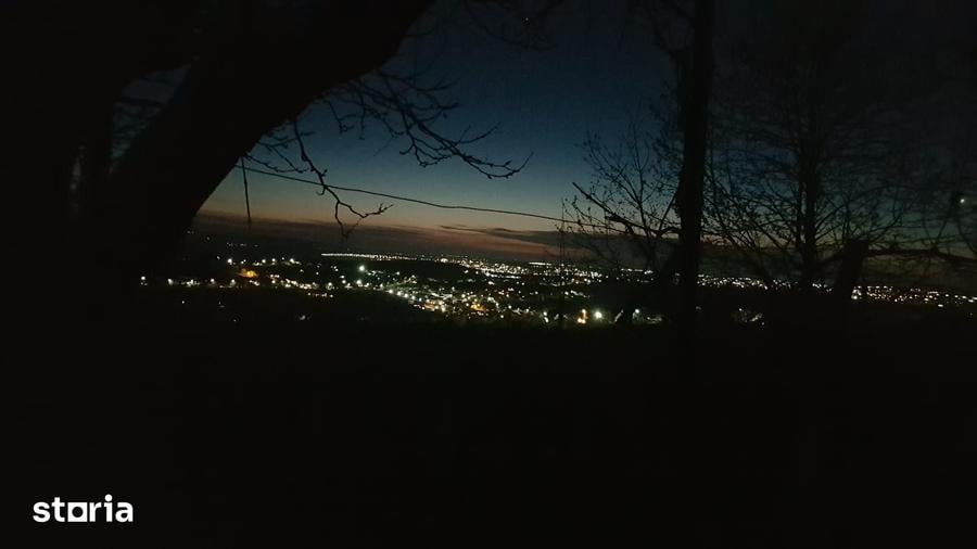 Teren de 2525 mp, în Bârnova