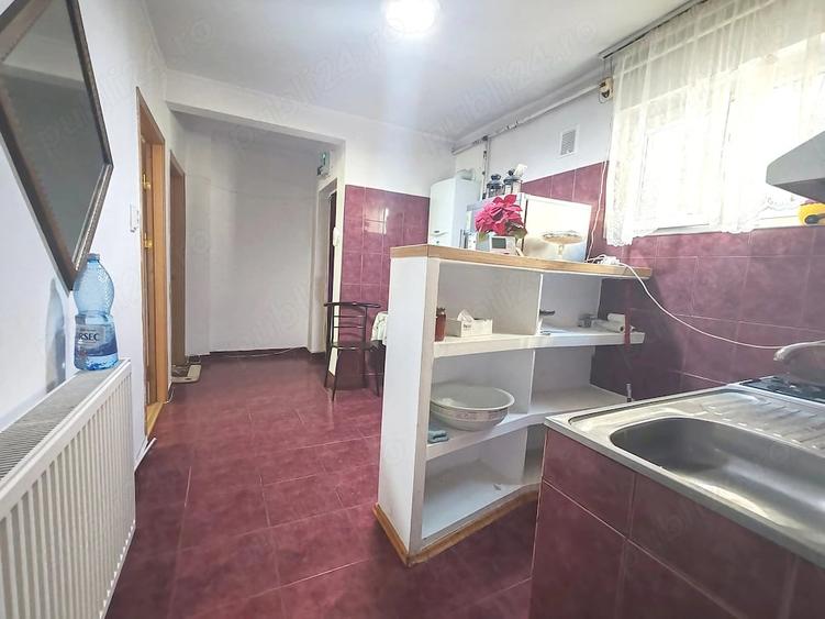 Apartament cu 4 camere decomandat în Ultracentral