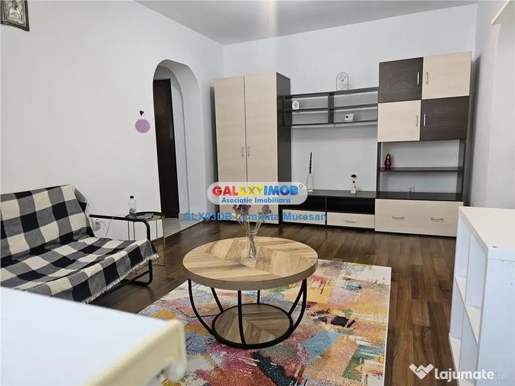 Apartament cu 2 camere semidecomandat în Aleea Trandafirilor