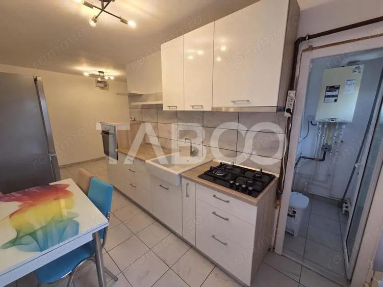 Apartament cu 2 camere decomandat, mobilat în Central