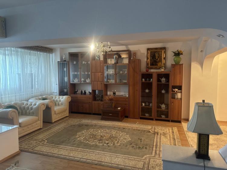 Apartament cu 2 camere în Unirii