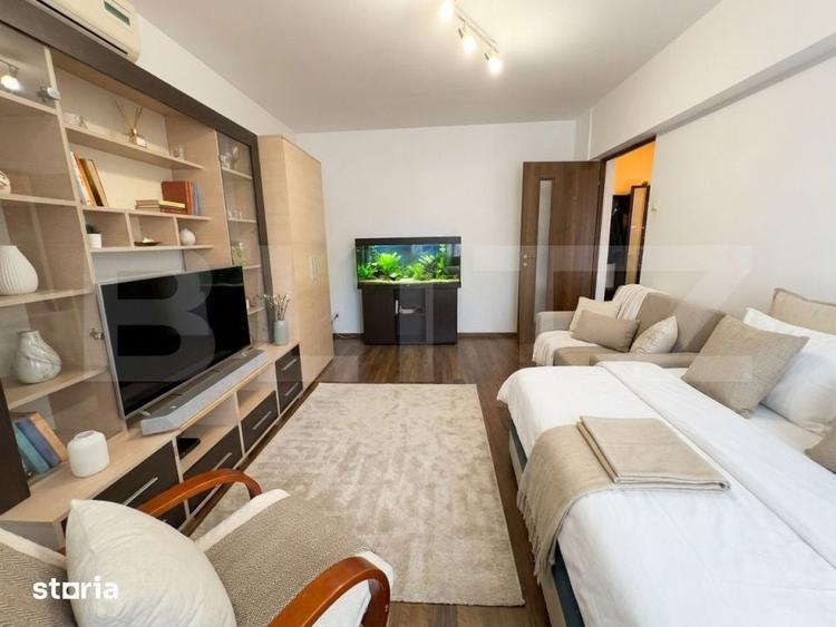 Apartament cu 3 camere decomandat în Central