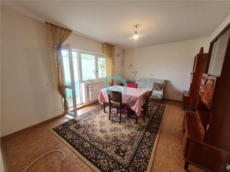 Apartament cu 2 camere decomandat în Noua