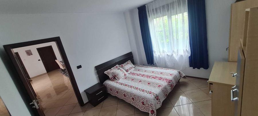 Casă cu 4 camere în Bălțați