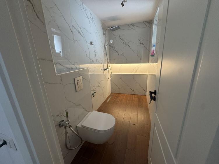 Apartament cu 2 camere decomandat în Ultracentral