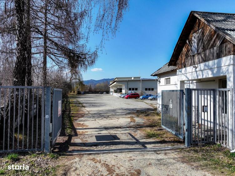Spațiu comercial, de 2,581 mp, în Central