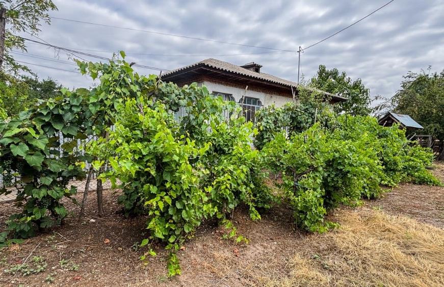 Casă cu 6 camere cu Teren 1247 Mp în Clănița