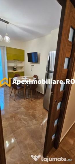 Apartament cu 2 camere decomandat în P-ța Muncii