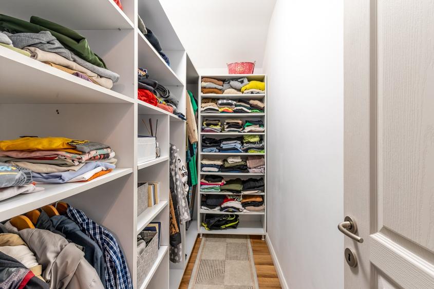 Duplex cu 4 camere cu Canalizare în Iris