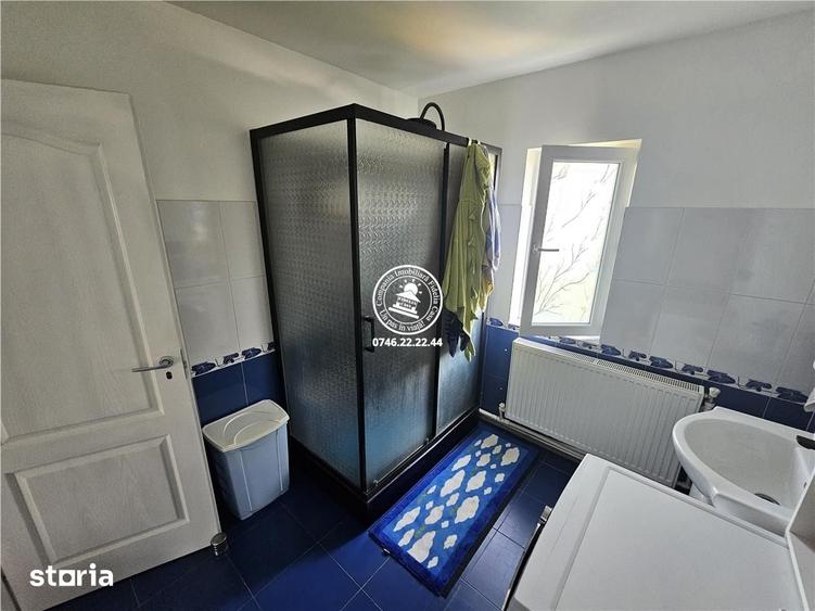 Casă cu 5 camere cu Teren 1196 Mp în Dorobanț