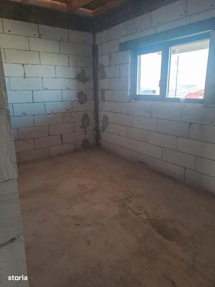 Casă cu 3 camere în Malcoci