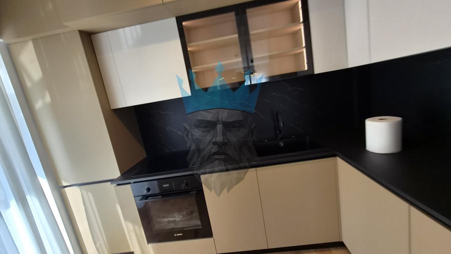 Apartament cu 3 camere decomandat, mobilat în Unirii