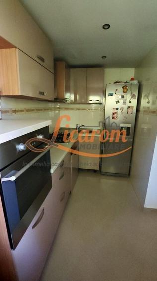 Apartament cu 2 camere decomandat, mobilat în Blumăna