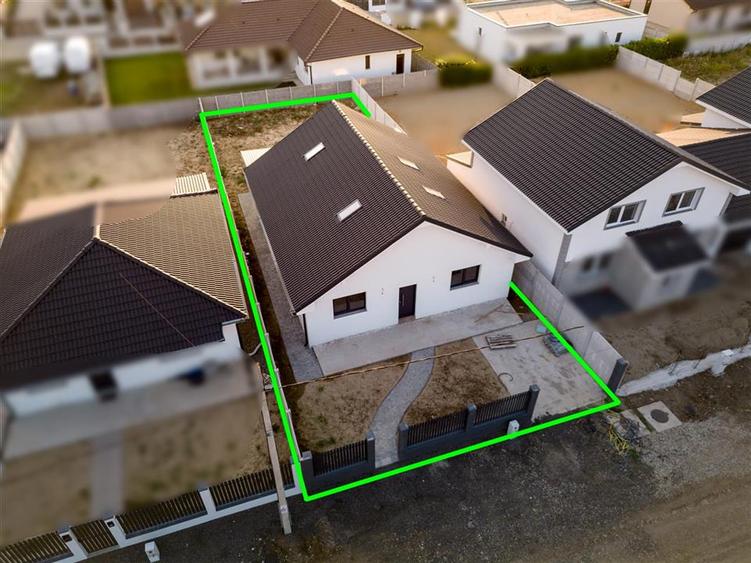 Casă cu 4 camere cu Teren 460 Mp în Nojorid