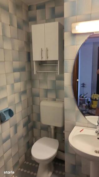 Apartament cu 3 camere decomandat, mobilat în Lujerului
