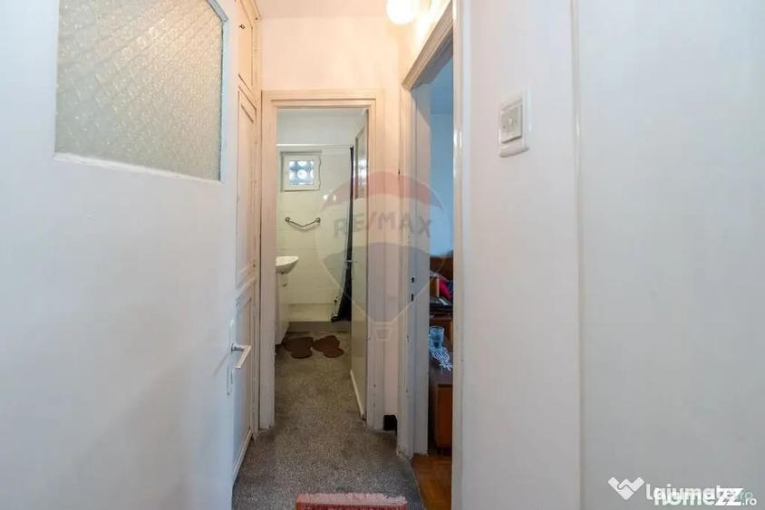 Apartament cu 2 camere semidecomandat în Calea București