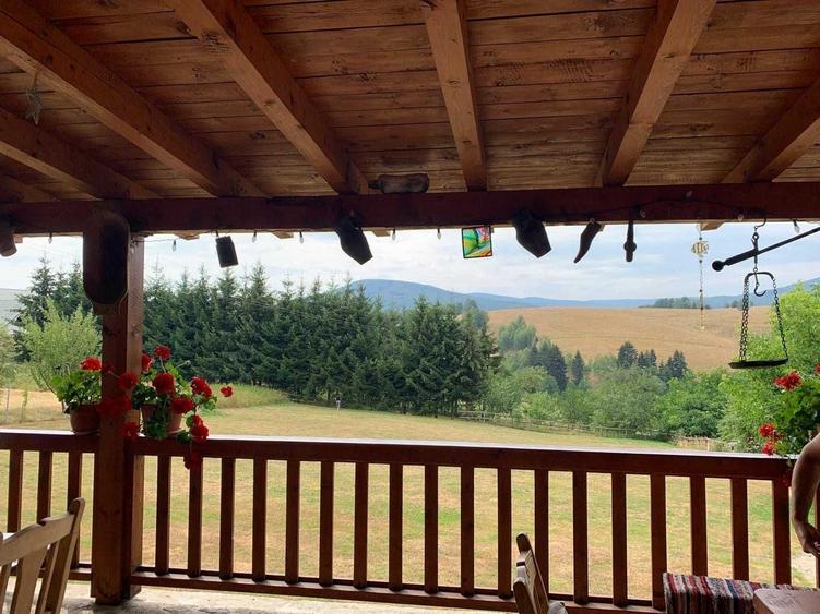 Casă cu 4 camere în Brebu