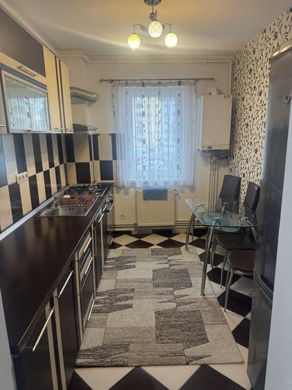 Apartament cu 2 camere decomandat în Sud