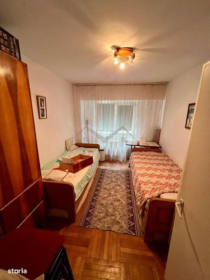 Apartament cu 3 camere decomandat în Aleea Tudor Neculai