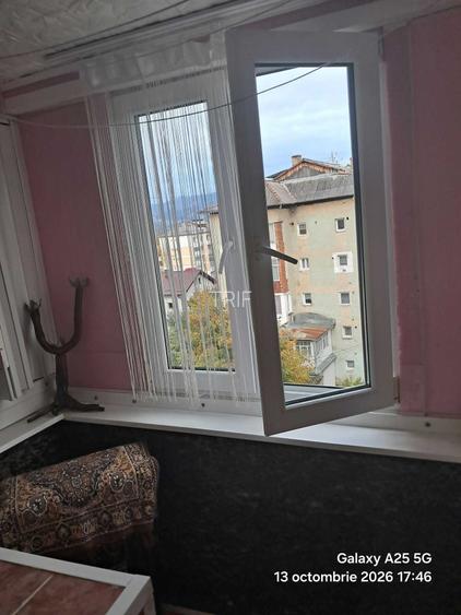 Inchiriez apartament 2 camere Vatra Dornei