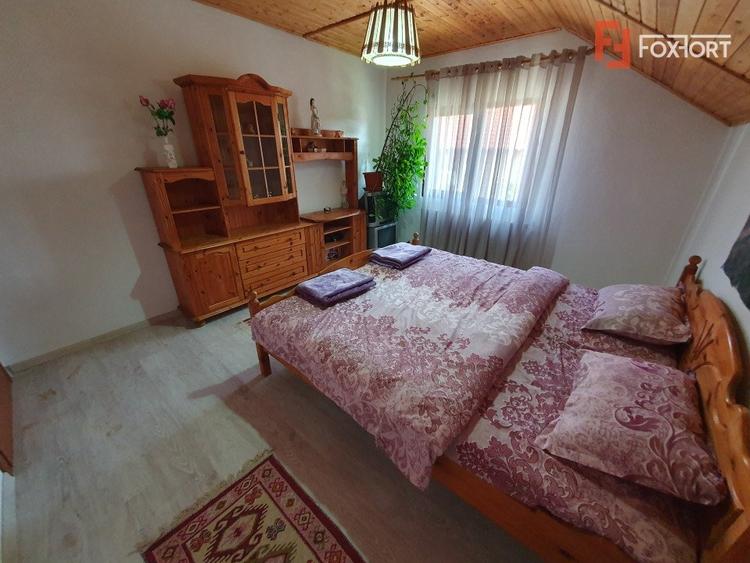 Casă individuală cu 5 camere cu Canalizare în Jebel