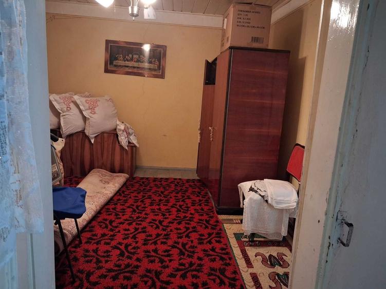 Casă cu 4 camere în Săbăoani