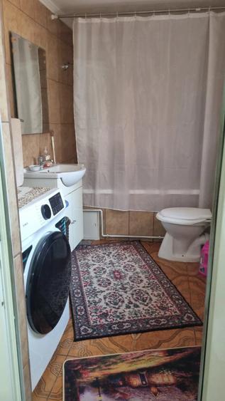 Casă cu 3 camere cu Teren 180 Mp în Rahova