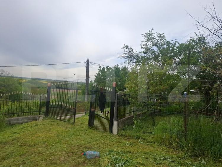 Casă individuală cu 5 camere cu Teren 2300 Mp în Mătăsaru