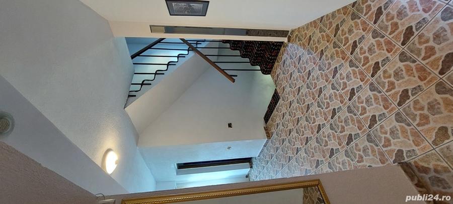 Casă cu 9 camere în Valea Mare