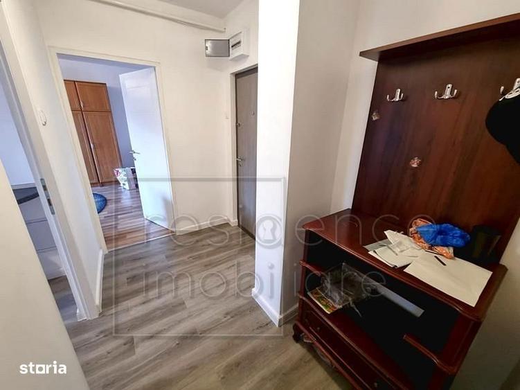 Apartament cu 2 camere decomandat în Între Lacuri