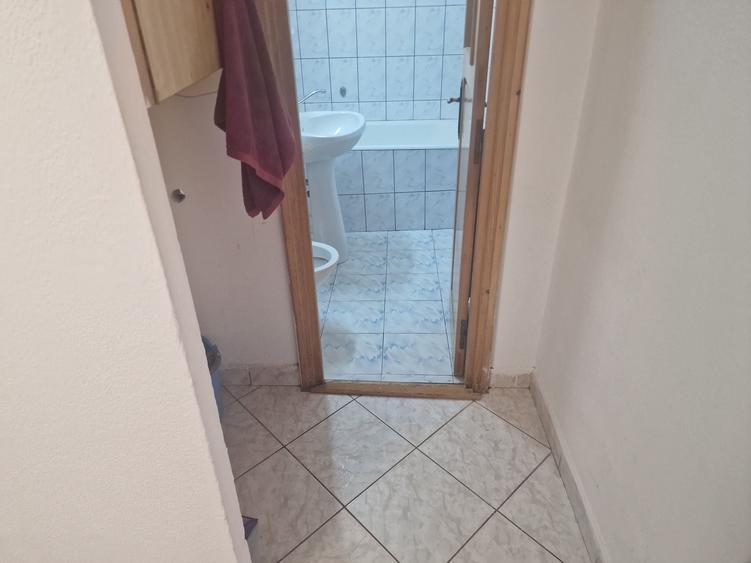 Apartament cu 2 camere decomandat în Mărăței