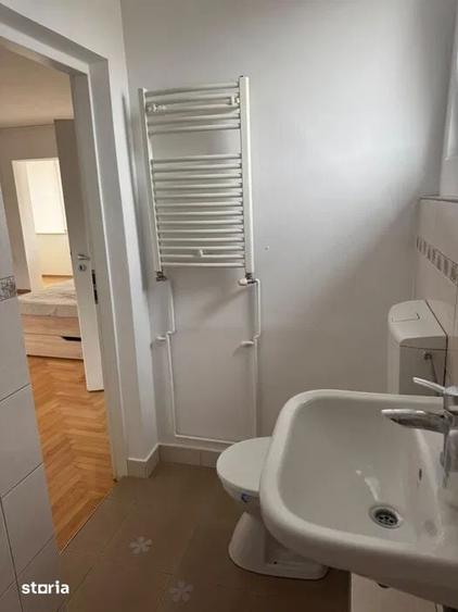 Garsonieră decomandată în Bartolomeu