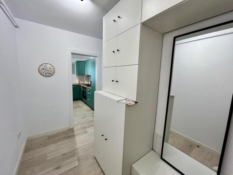 Apartament cu 2 camere decomandat în Galata
