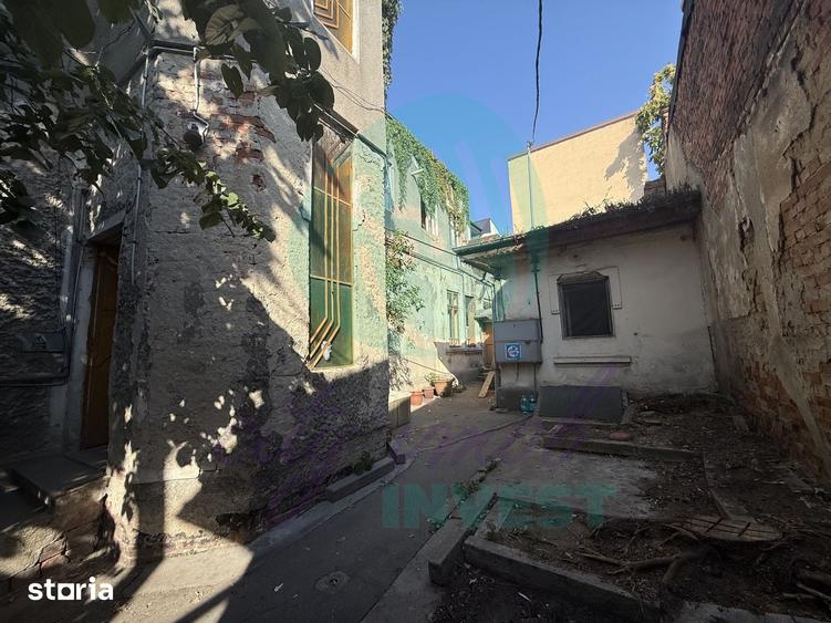 Casă cu 5 camere cu Teren 198 Mp în Decebal