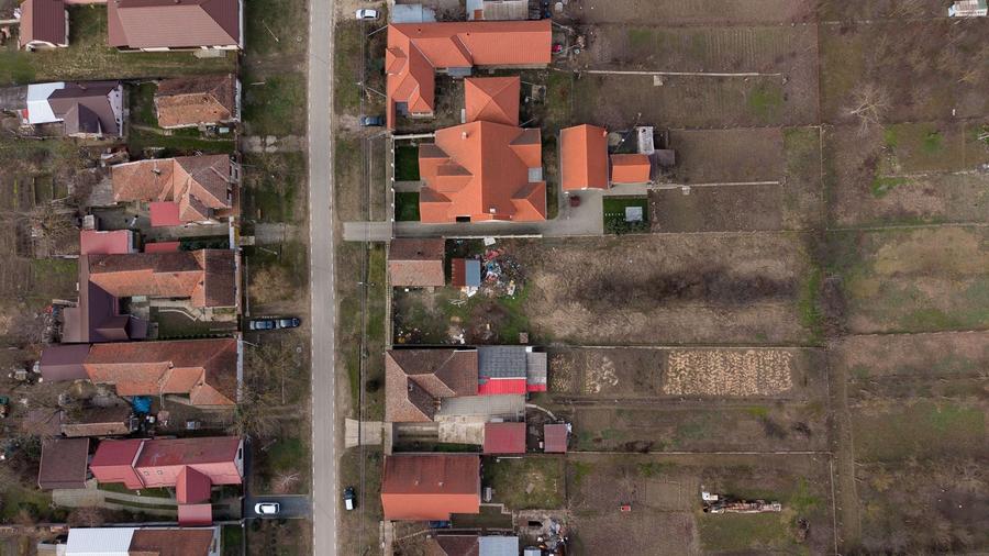 Teren Construcții intravilan de 1439 mp, în Urseni