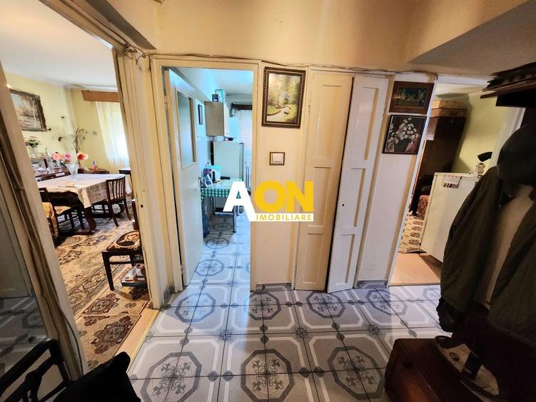 Apartament cu 2 camere decomandat, mobilat în Cetate