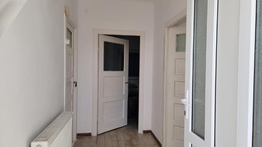 Casă individuală cu 3 camere cu Teren 268 Mp în Bereasca