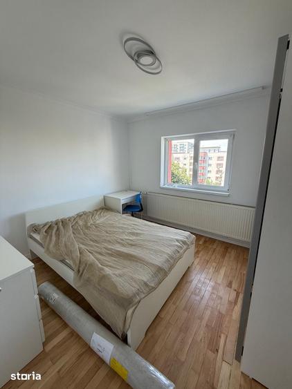 Apartament cu 3 camere decomandat în 13 Septembrie
