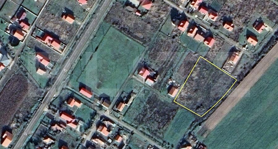 Teren Construcții intravilan de 6130 mp, în Botiz