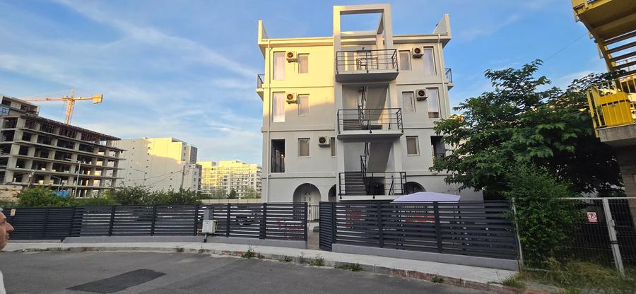 Hotel/Pensiune, de 20 mp, în Est